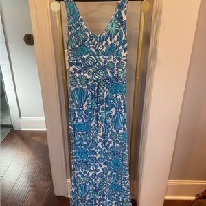 Lilly Pulitzer Blue and White Patterned Dress